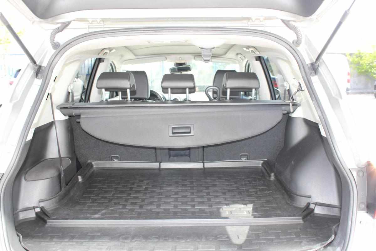 nissan-qashqai-2-0-dci-awd-2011-diesel-1995cc