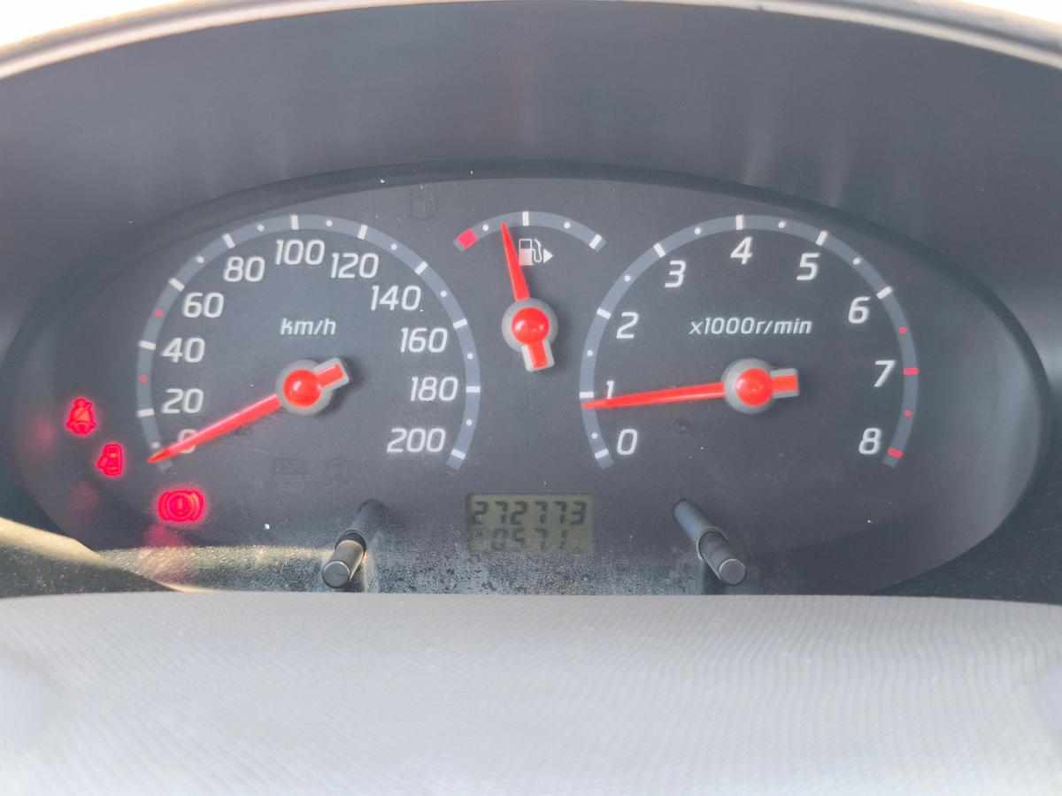 nissan-micra-1-2-2004-gasolina-1240cc