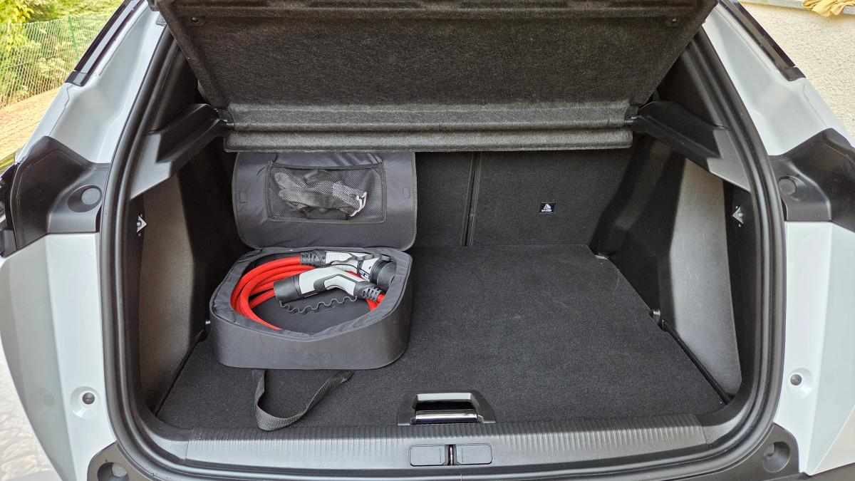 peugeot-2008-e-2008-2023-eletrico