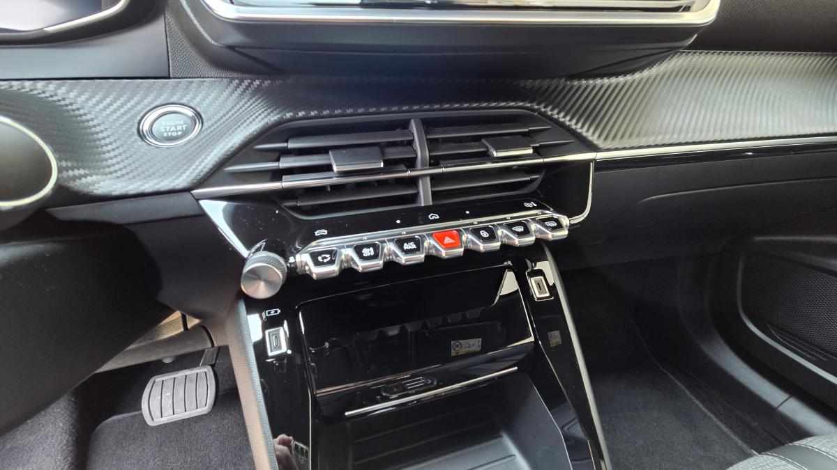 peugeot-2008-e-2008-2023-eletrico