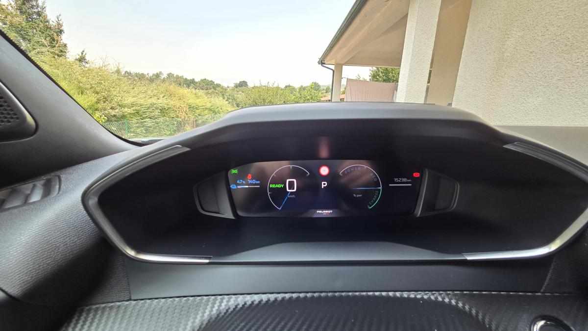 peugeot-2008-e-2008-2023-eletrico