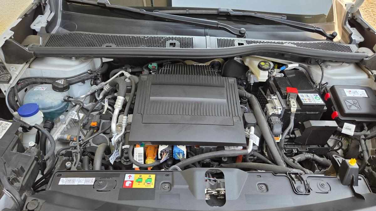peugeot-2008-e-2008-2023-eletrico