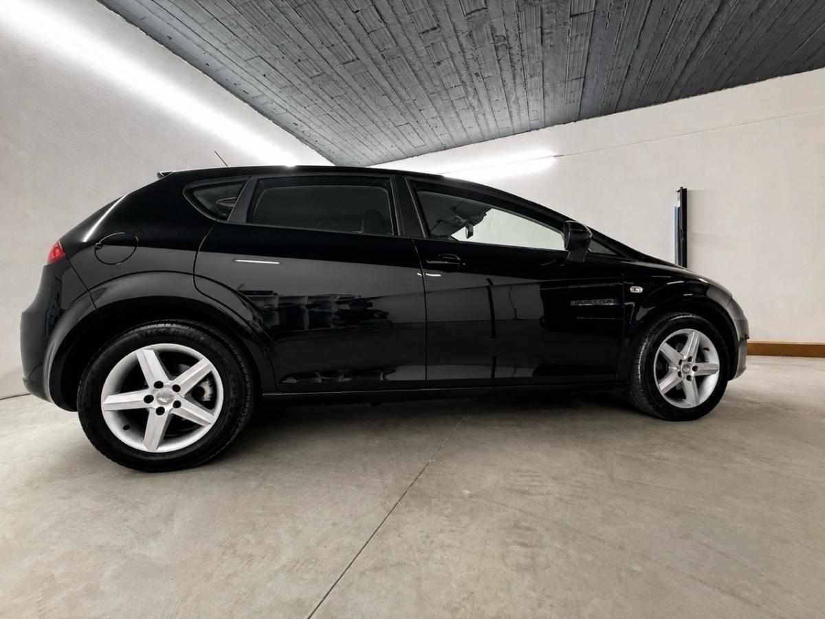 seat-leon-1-6-tdi-2011-diesel-1598cc