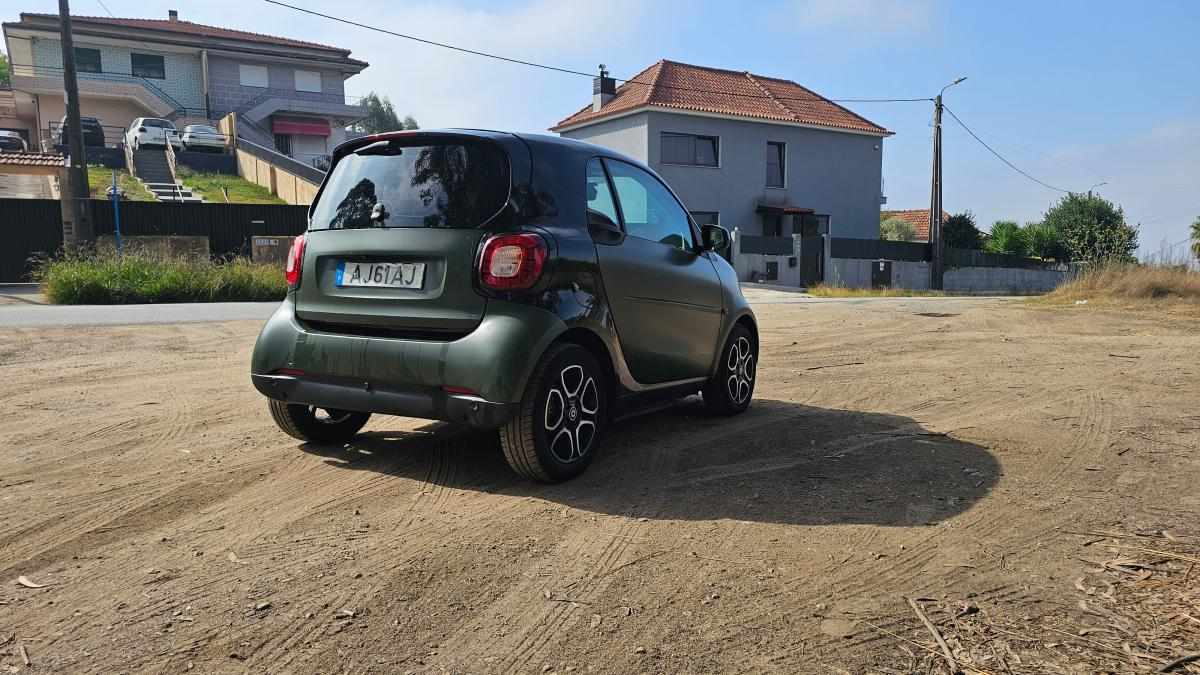 smart-fortwo-17-6-kwh-2017-eletrico