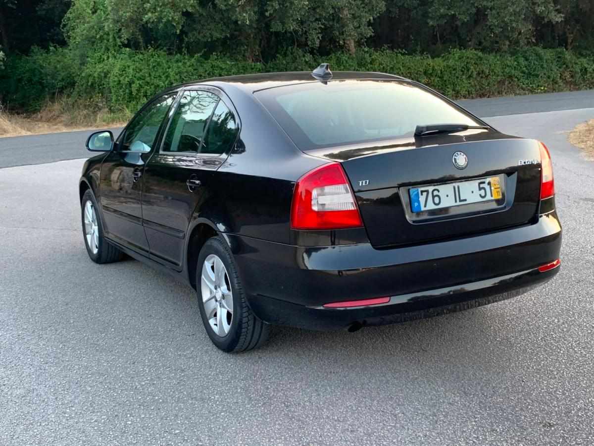 skoda-octavia-1-6-tdi-2009-diesel-1598cc