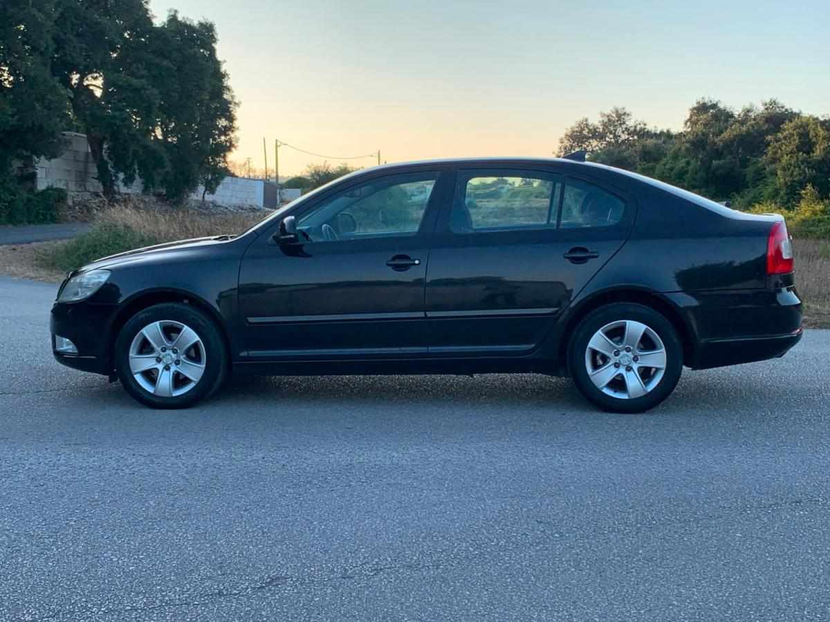 skoda-octavia-1-6-tdi-2009-diesel-1598cc