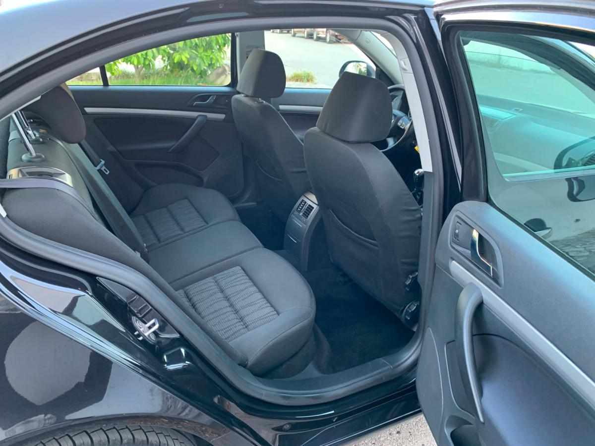 skoda-octavia-1-6-tdi-2009-diesel-1598cc