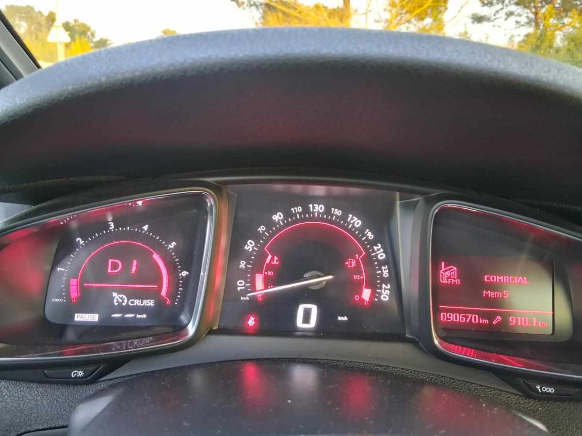 ds-ds-5-1-6-bluehdi-2016-diesel-1560cc