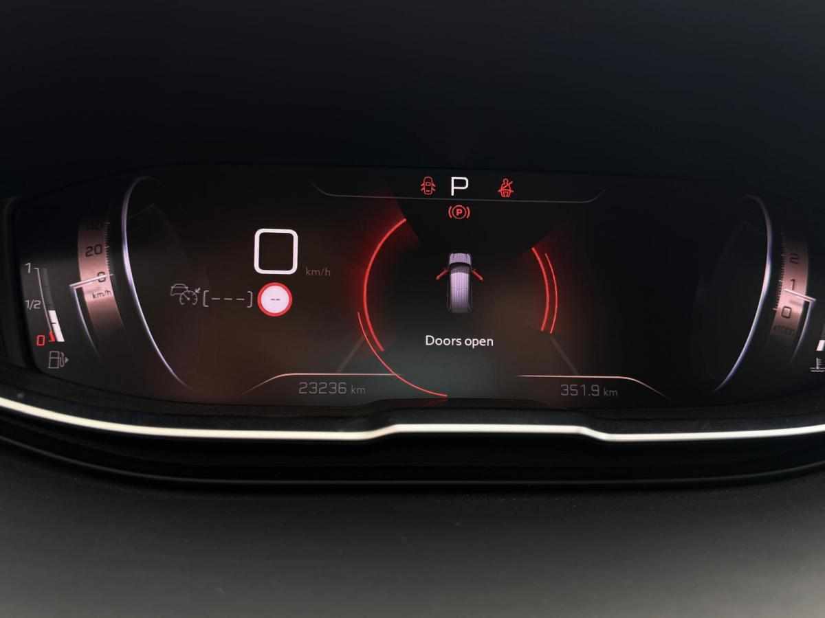 peugeot-5008-1-2-puretech-2023-gasolina-1199cc