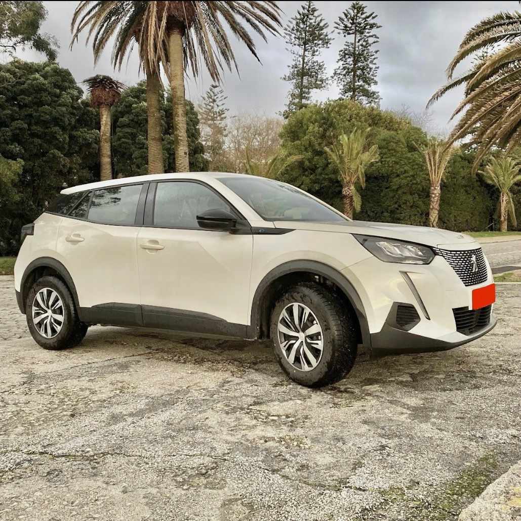 peugeot-e-2008-active-ev-50kwh-2023-eletrico