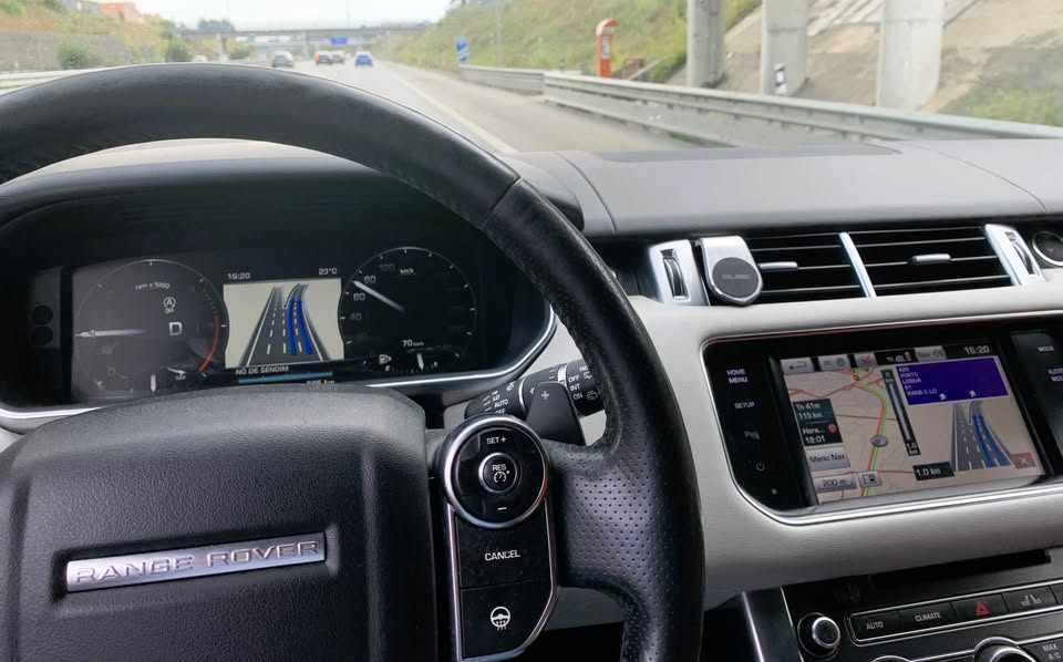 land-rover-range-rover-sport-3-0-sdv6-awd-2014-diesel-2993cc