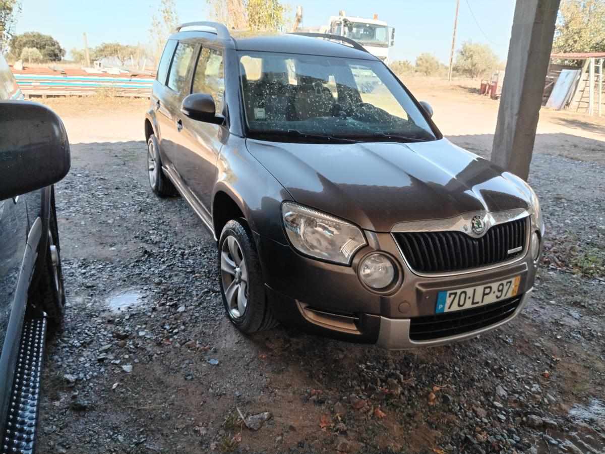 skoda-yeti-1-6-105cv-2011-diesel-1598cc