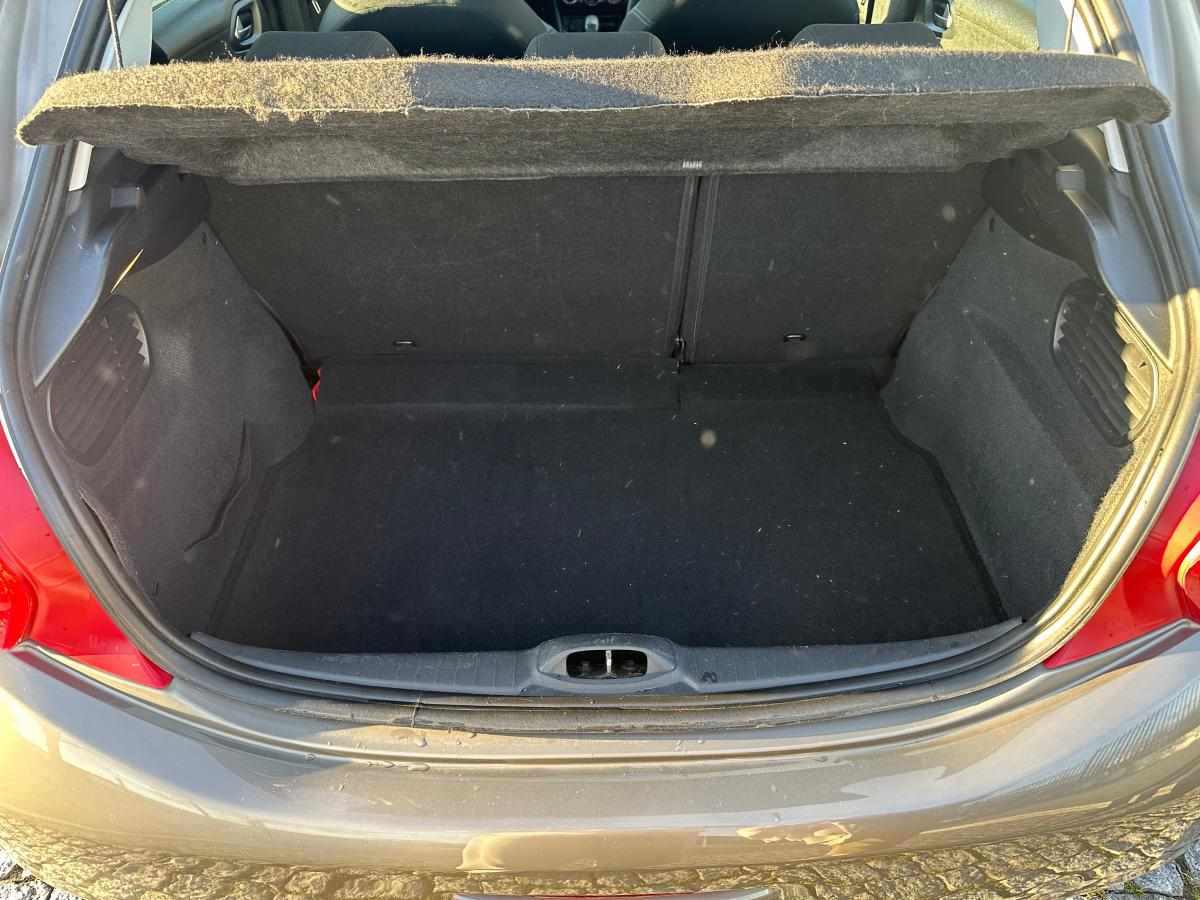 peugeot-208-1-4-hdi-2013-diesel-1398cc