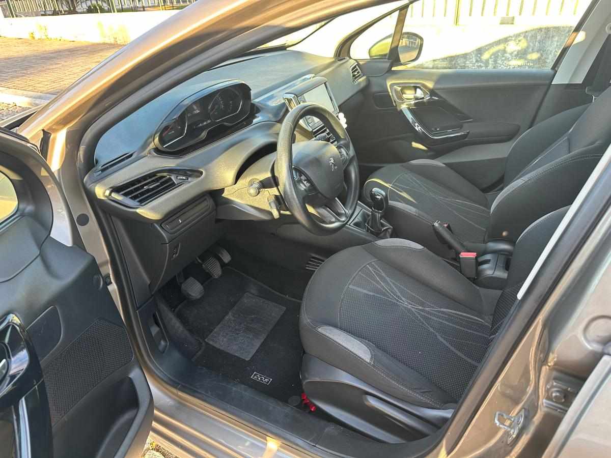 peugeot-208-1-4-hdi-2013-diesel-1398cc