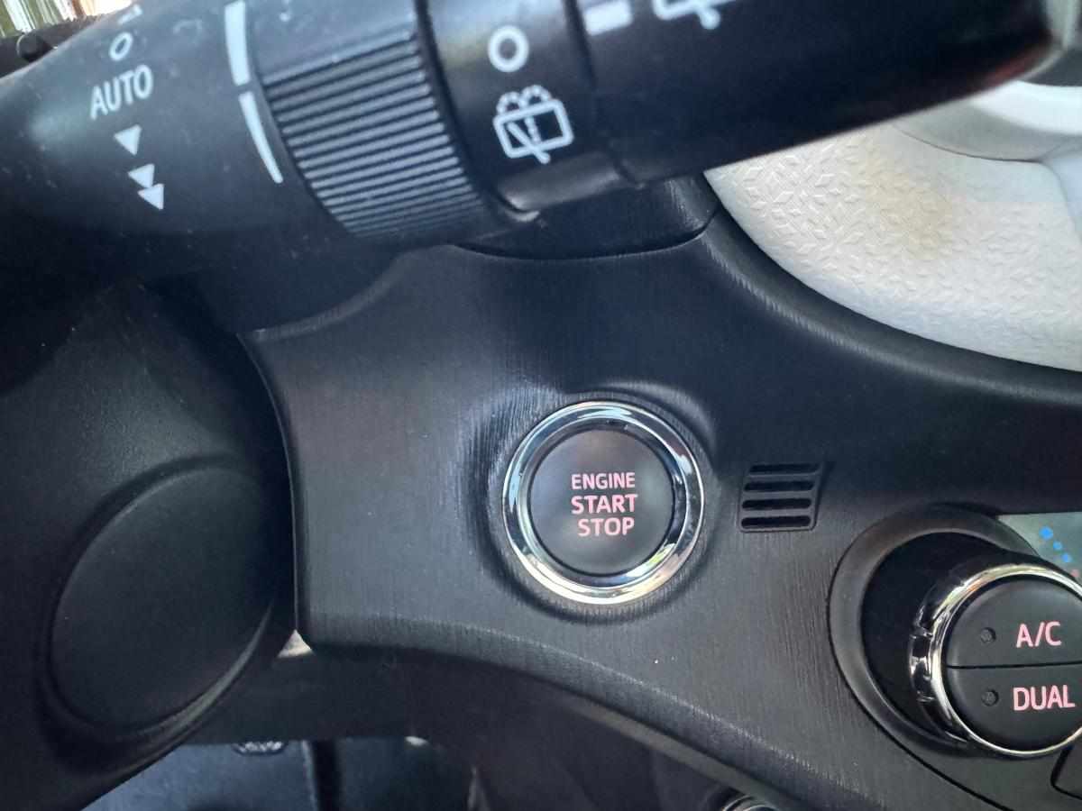toyota-yaris-1-4-d-4d-2014-diesel-1364cc