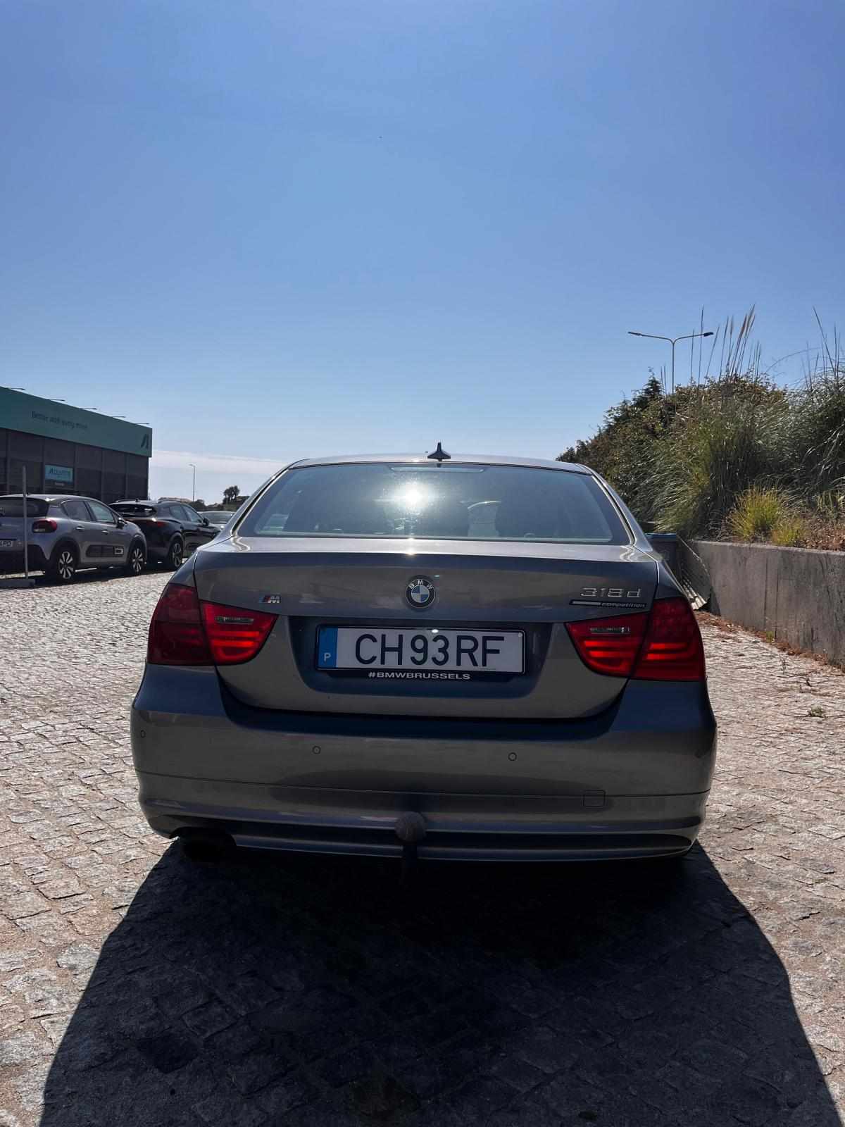 bmw-serie-3-318d-2010-diesel-1995cc