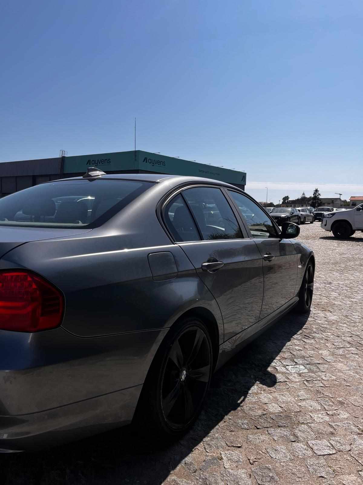 bmw-serie-3-318d-2010-diesel-1995cc
