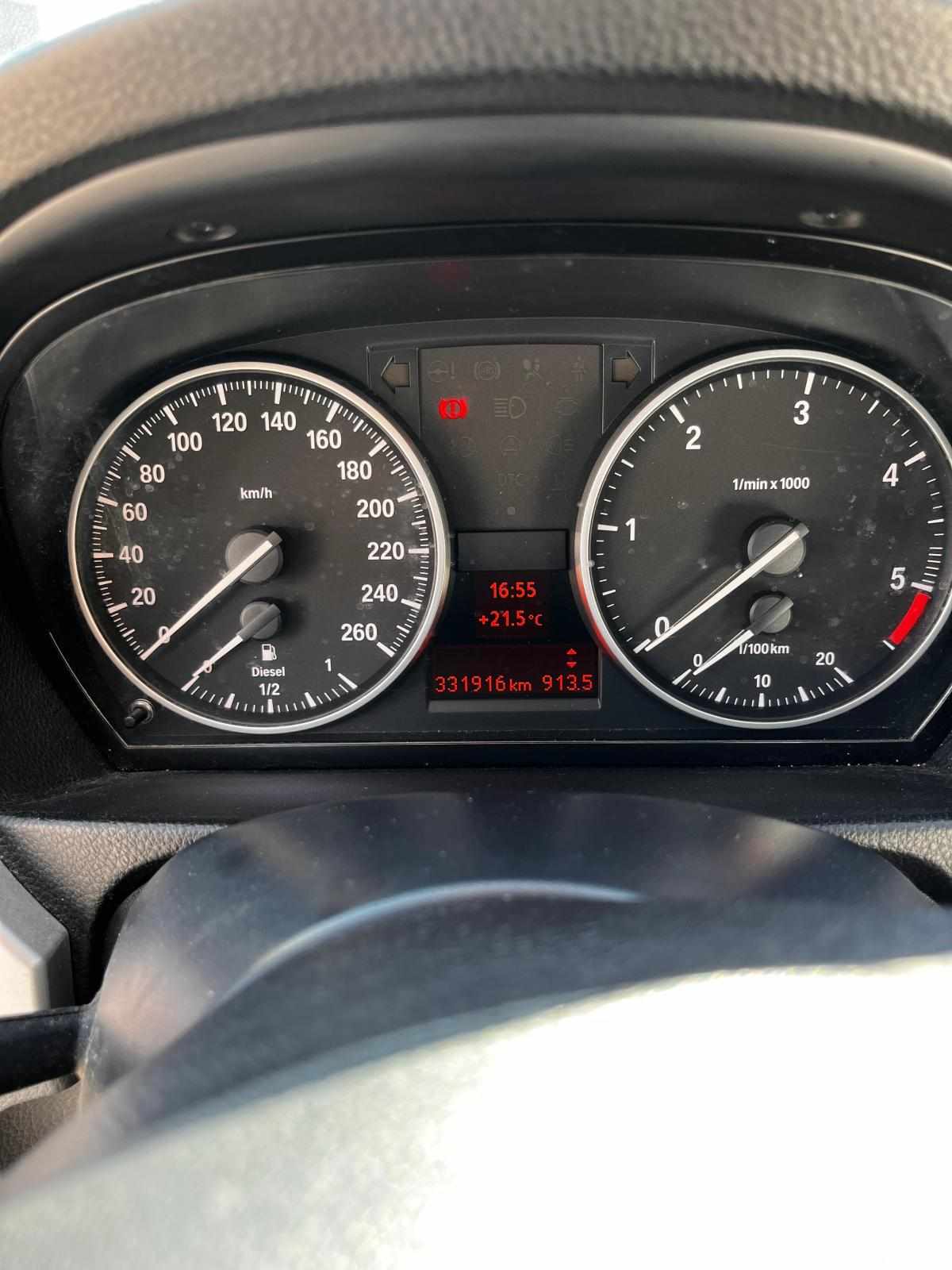 bmw-serie-3-318d-2010-diesel-1995cc