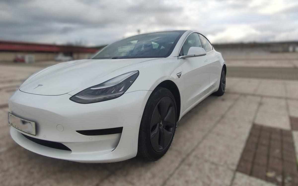 tesla-model-3-standard-range-2019-eletrico