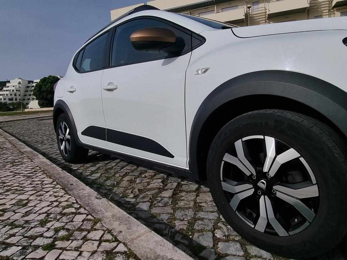 dacia-sandero-1-0-tce-2022-gasolina-999cc