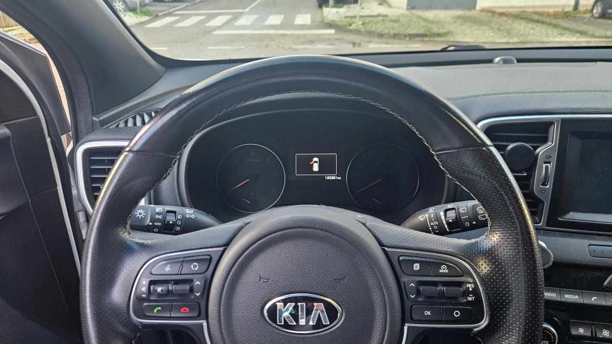 kia-sportage-1-7-crdi-2018-diesel-1685cc