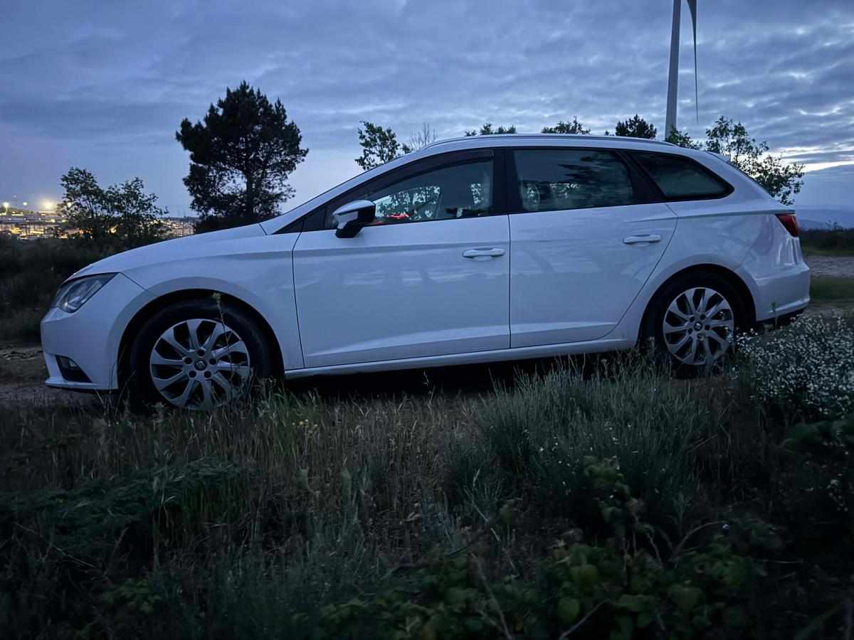 seat-leon-1-6-tdi-ecomotive-2015-diesel-1598cc