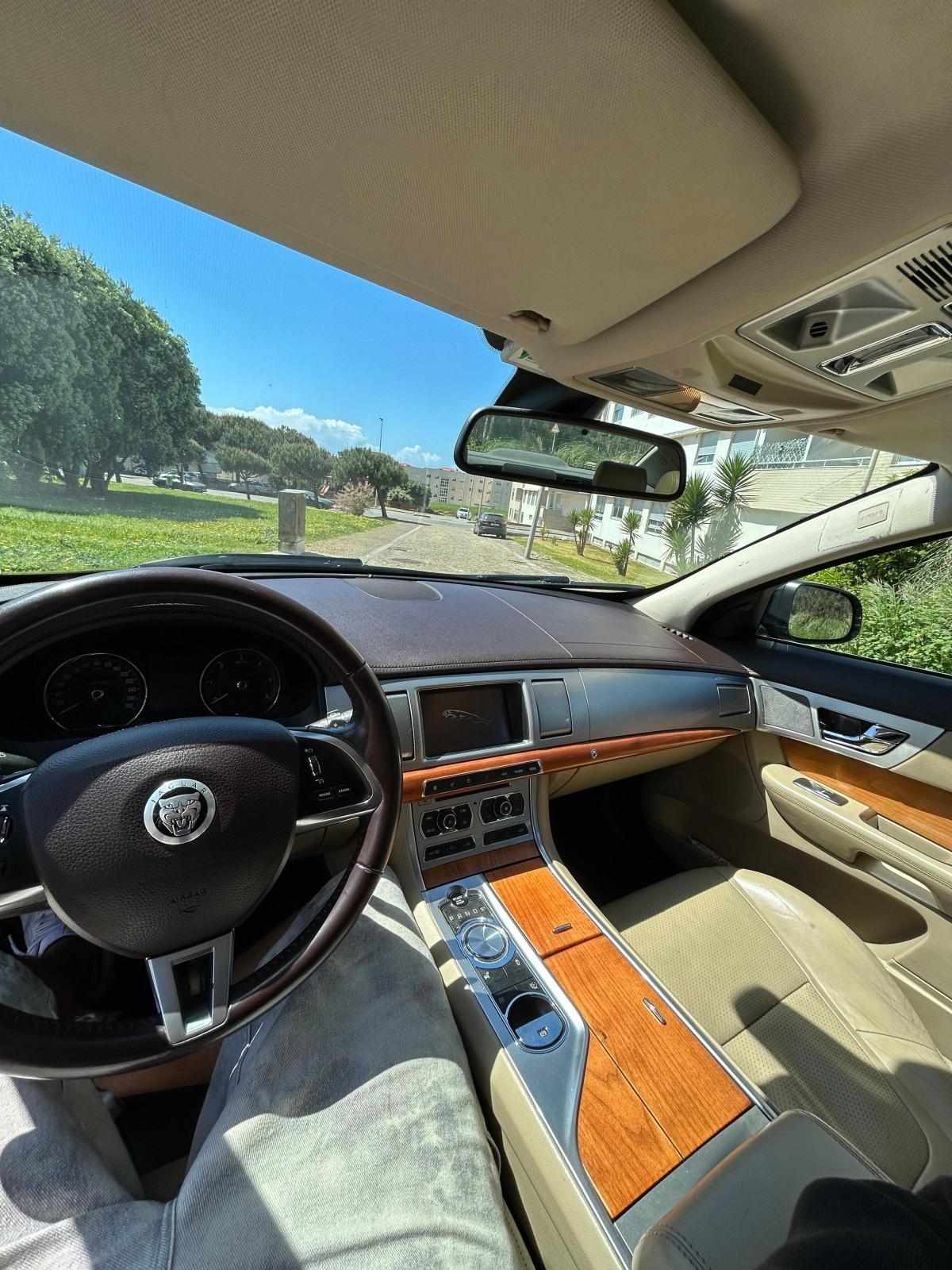 jaguar-xf-3-0-v6-2011-diesel-2993cc