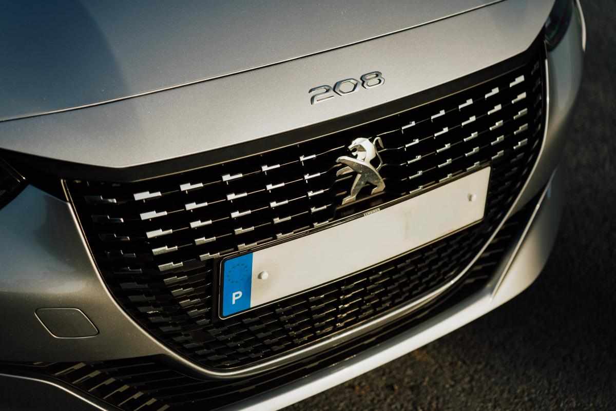 peugeot-208-1-2-puretech-2021-gasolina-1199cc