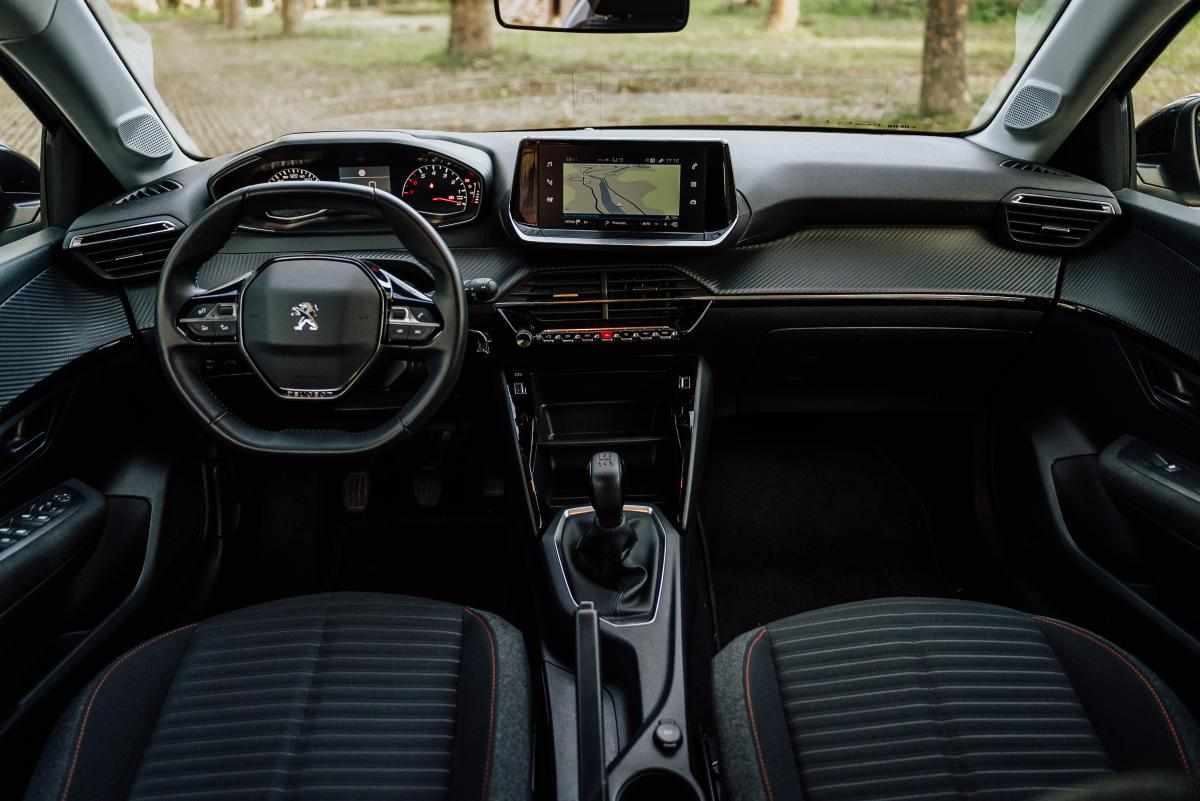 peugeot-208-1-2-puretech-2021-gasolina-1199cc