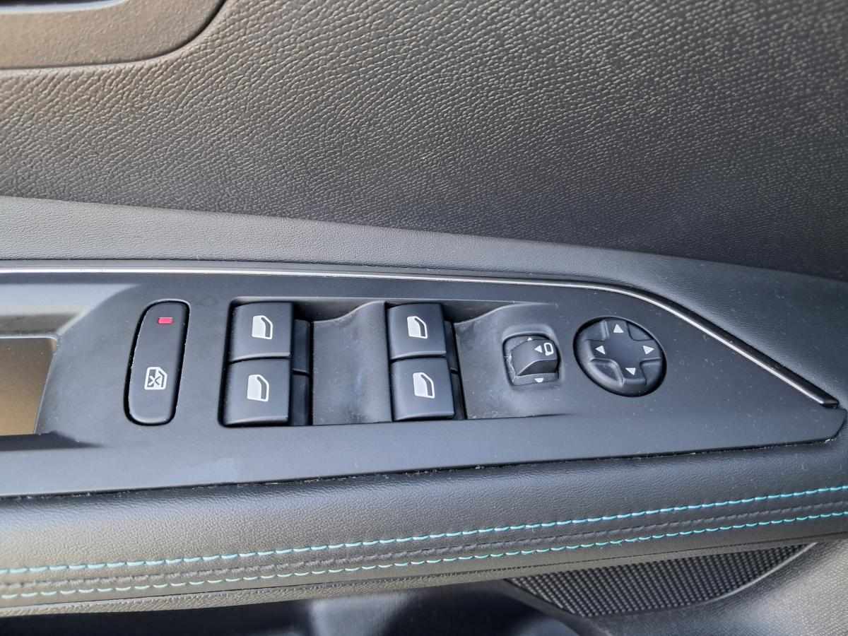 peugeot-3008-1-2-puretech-2021-gasolina-1199cc