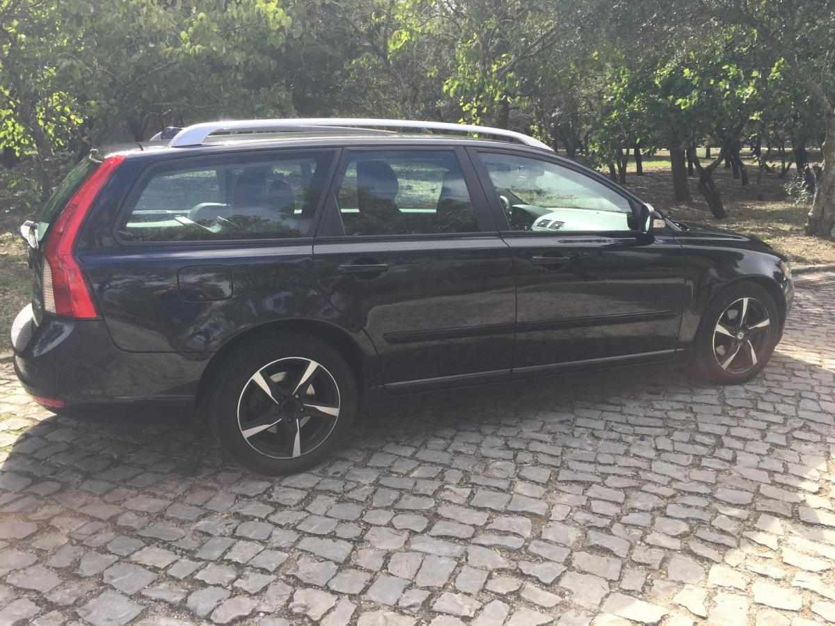 volvo-v50-1-6-drive-2011-diesel-1560cc