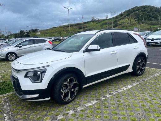 kia-niro-2024-hibrido-a-gasolina-1580cc