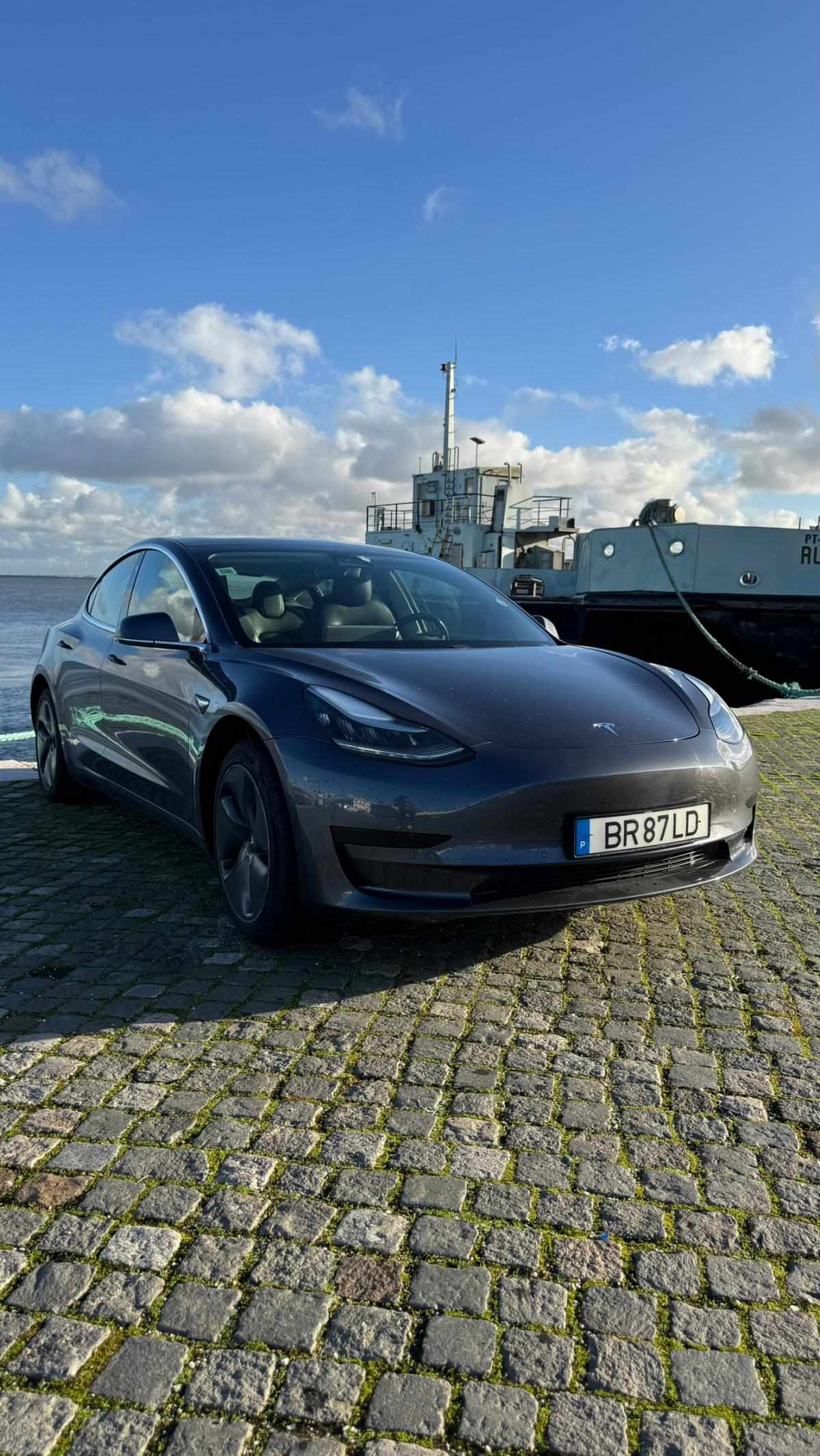 tesla-model-3-standard-range-2019-eletrico