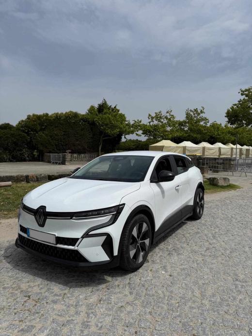 renault-megane-e-tech-ev40-2022-eletrico