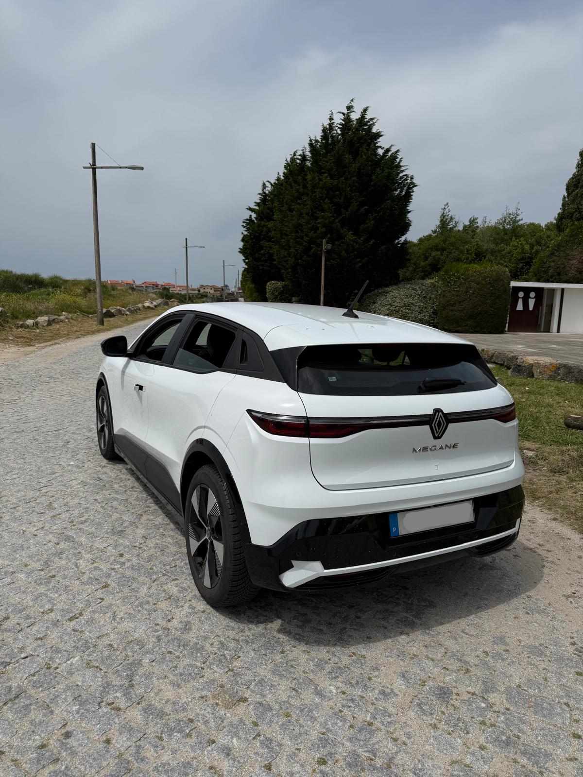 renault-megane-e-tech-ev40-2022-eletrico