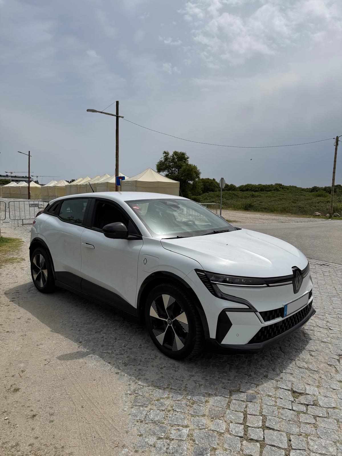 renault-megane-e-tech-ev40-2022-eletrico