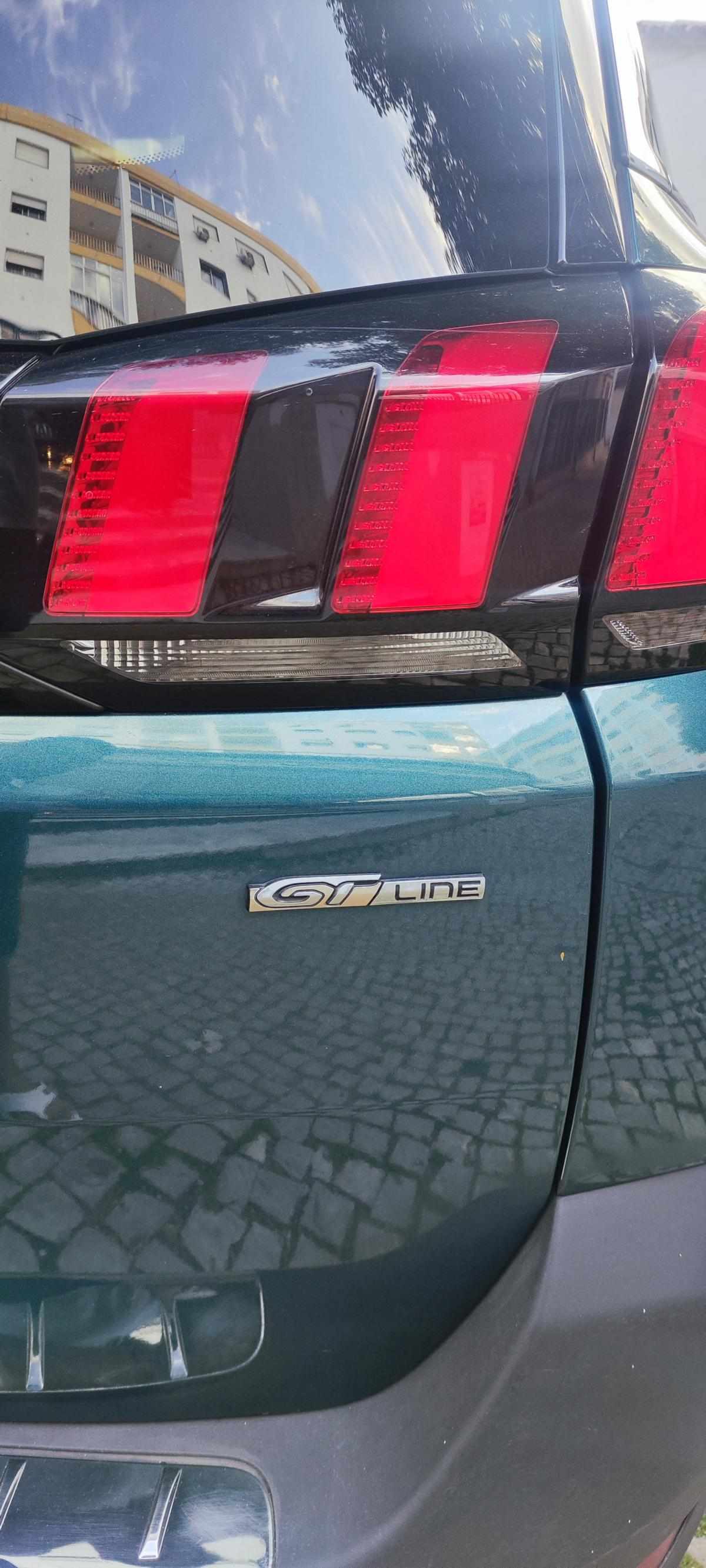 peugeot-5008-1-2-puretech-2018-gasolina-1199cc