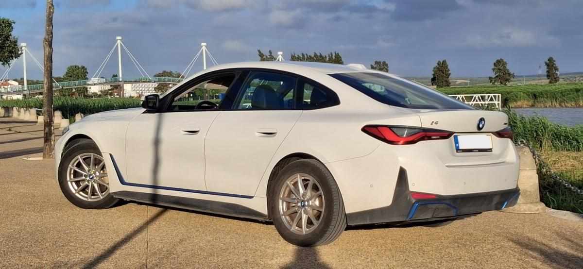 bmw-serie-i-i4-edrive40-2023-eletrico-1cc
