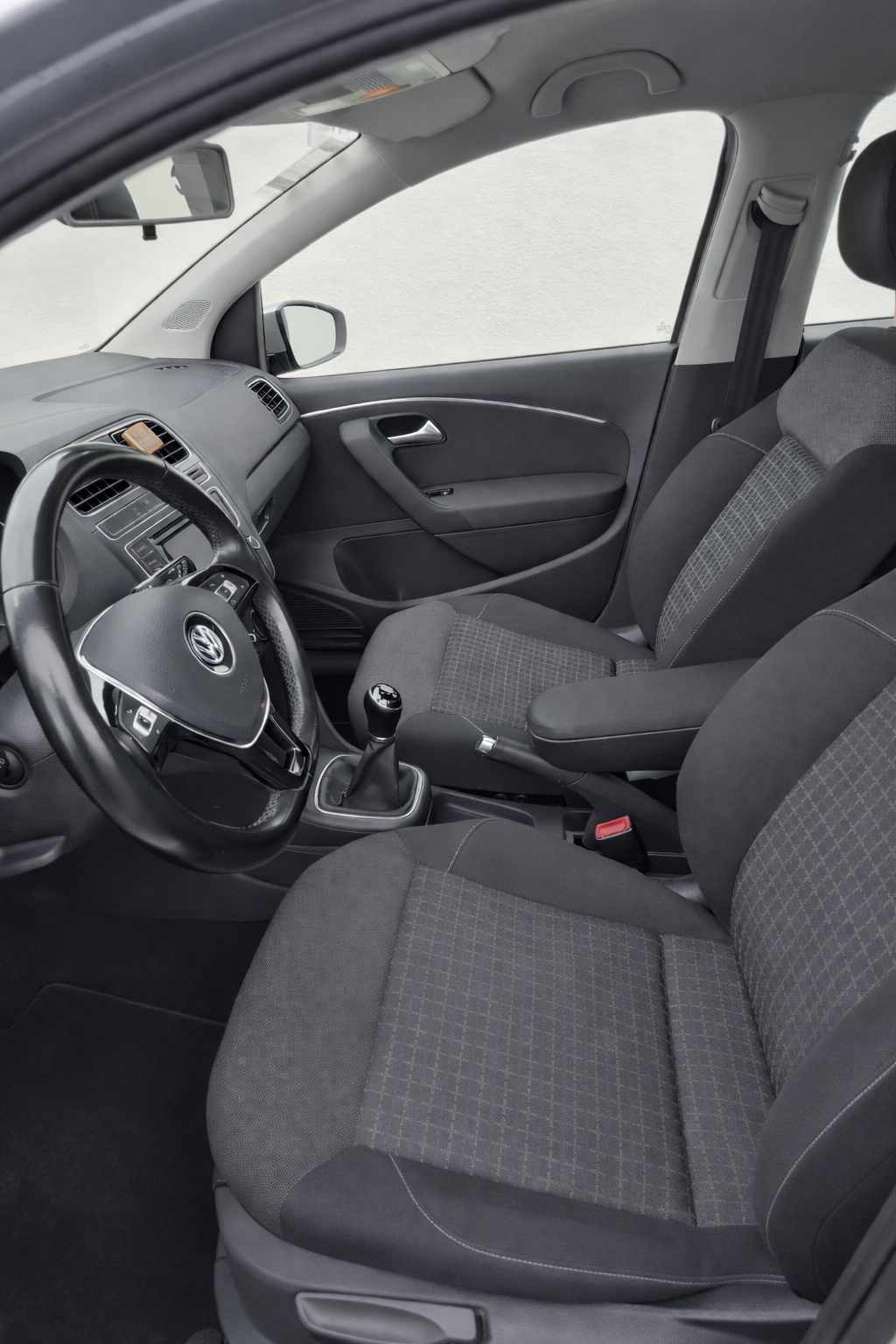 volkswagen-polo-1-4-tdi-bluemotion-2014-diesel-1422cc