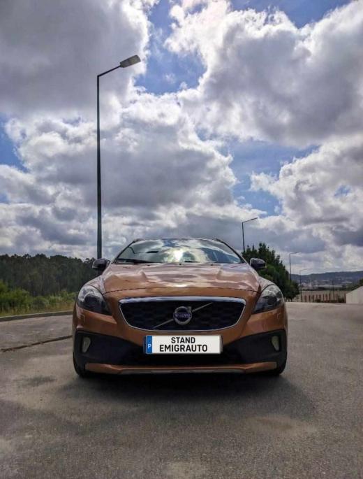 volvo-v40-1-6-d2-2014-diesel-1560cc
