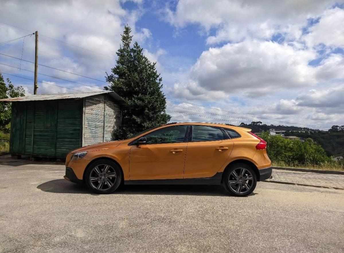 volvo-v40-1-6-d2-2014-diesel-1560cc