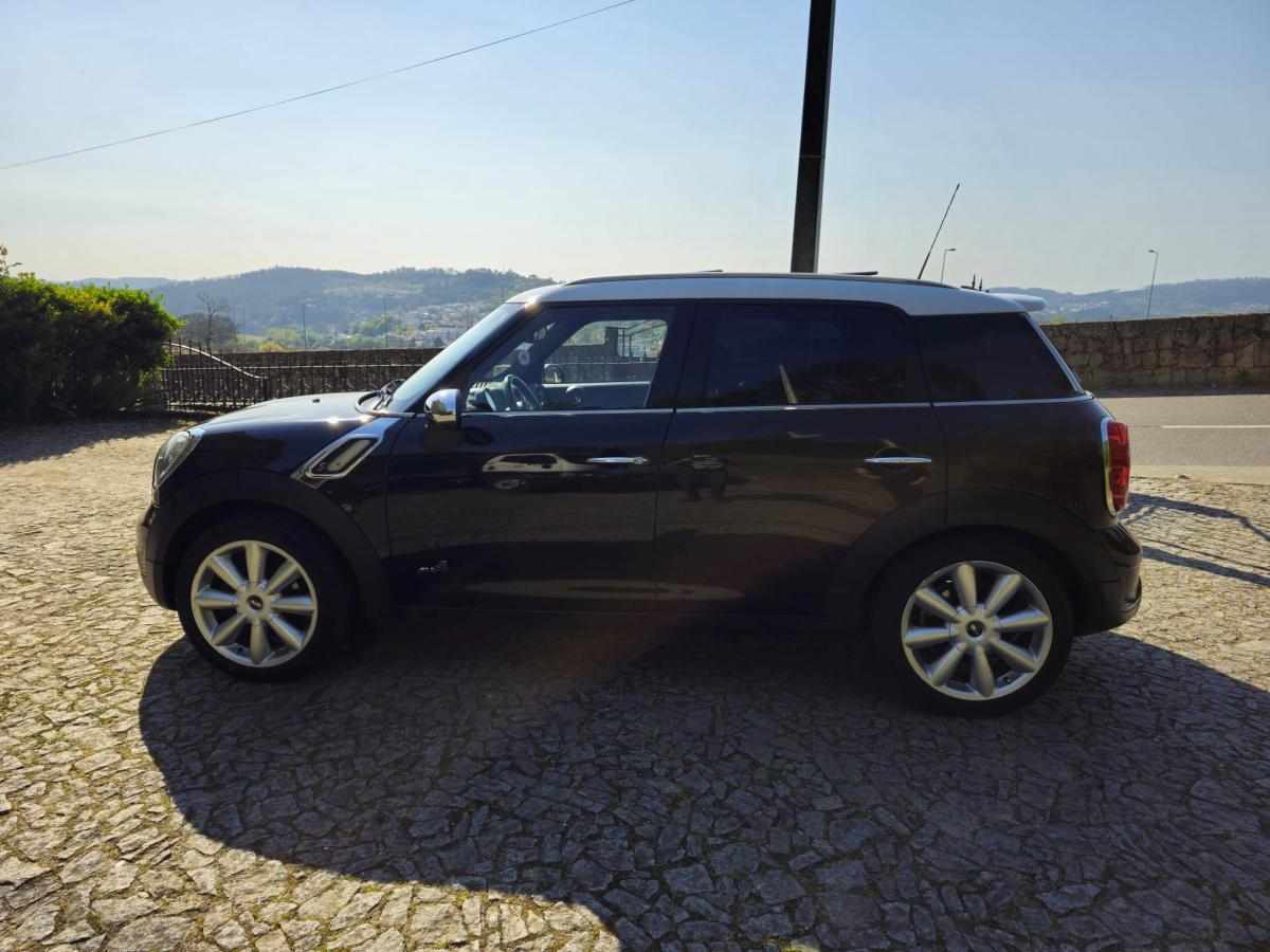 mini-countryman-sd-all4-2-0-2011-diesel-1995cc