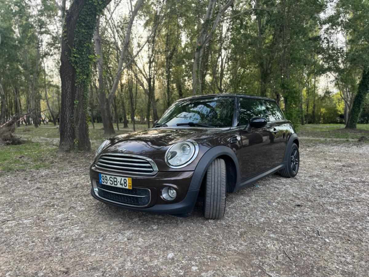 mini-hatch-d-2-0-2011-diesel-1598cc