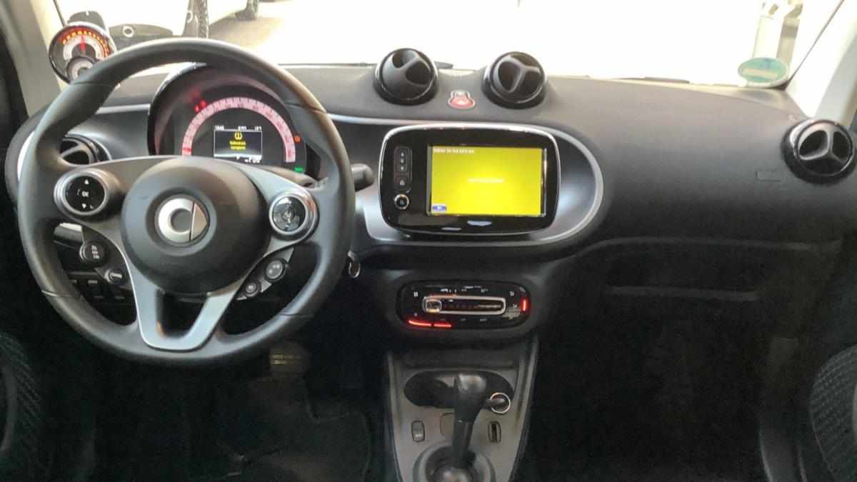 smart-fortwo-17-6-kwh-2018-eletrico