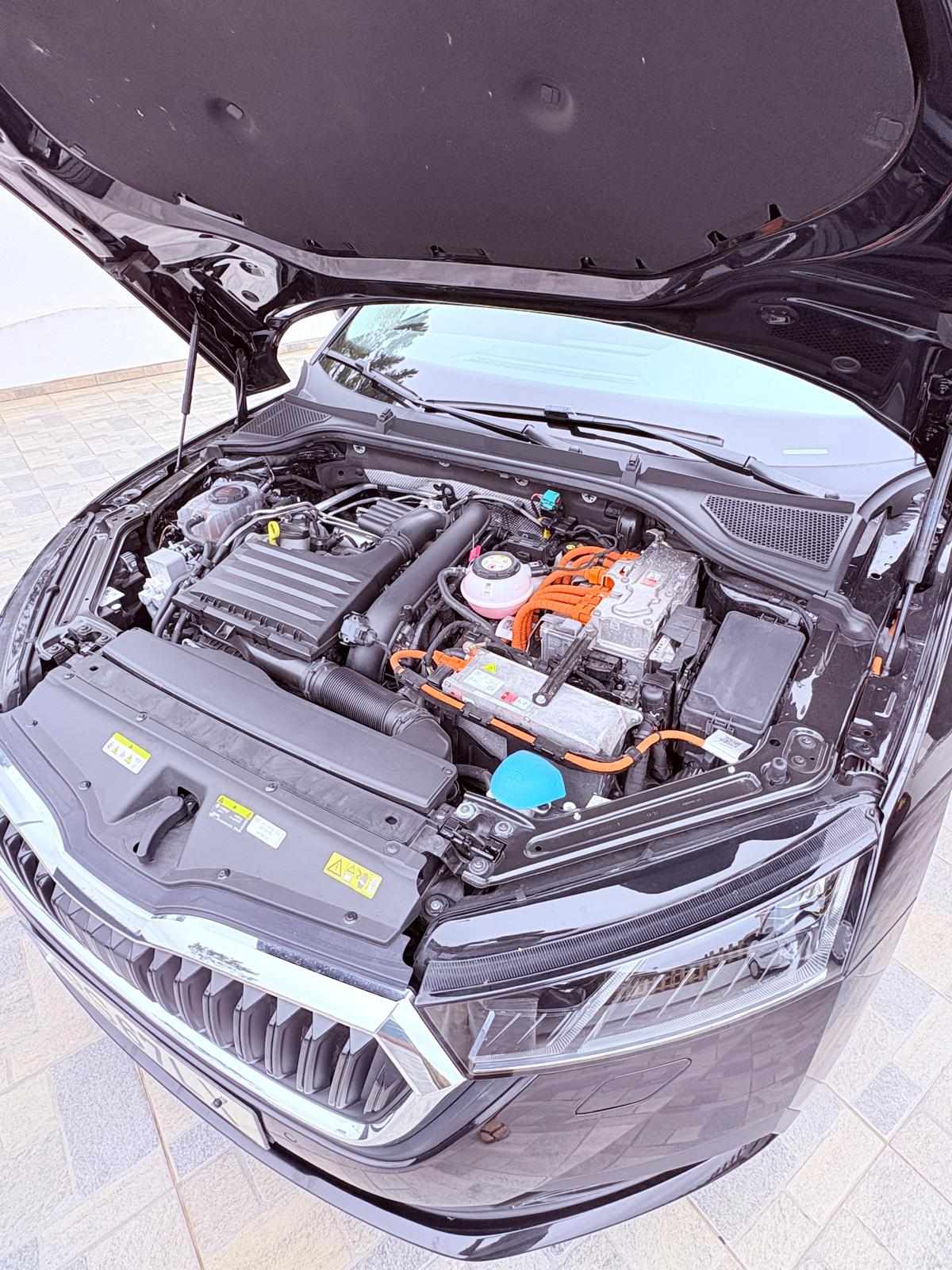 skoda-octavia-iv-2022-gasolina-1395cc