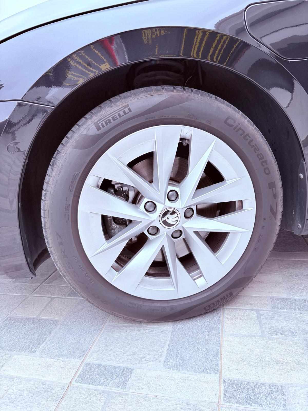 skoda-octavia-iv-2022-gasolina-1395cc
