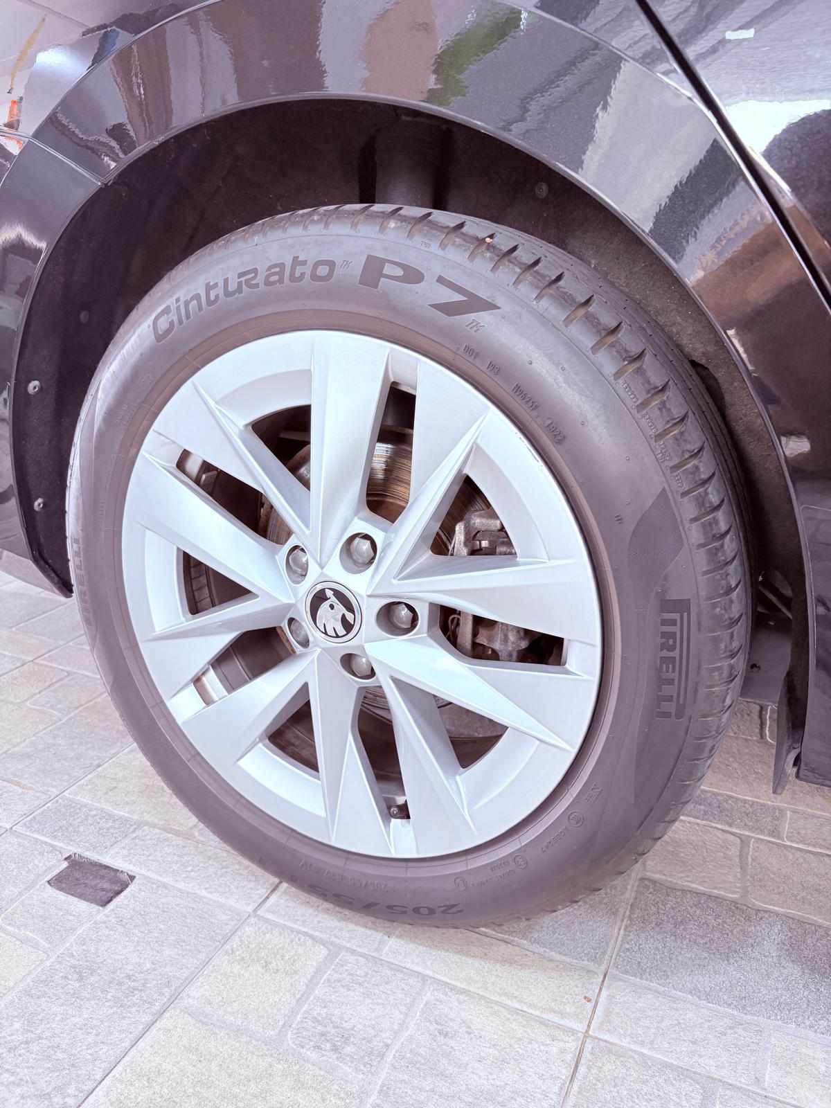 skoda-octavia-iv-2022-gasolina-1395cc