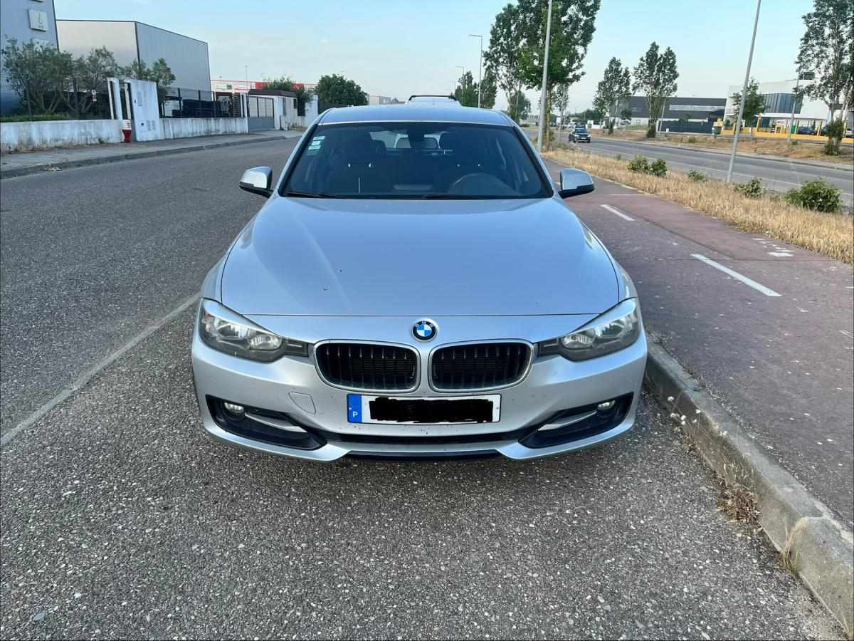 bmw-serie-3-318d-2015-diesel-1995cc