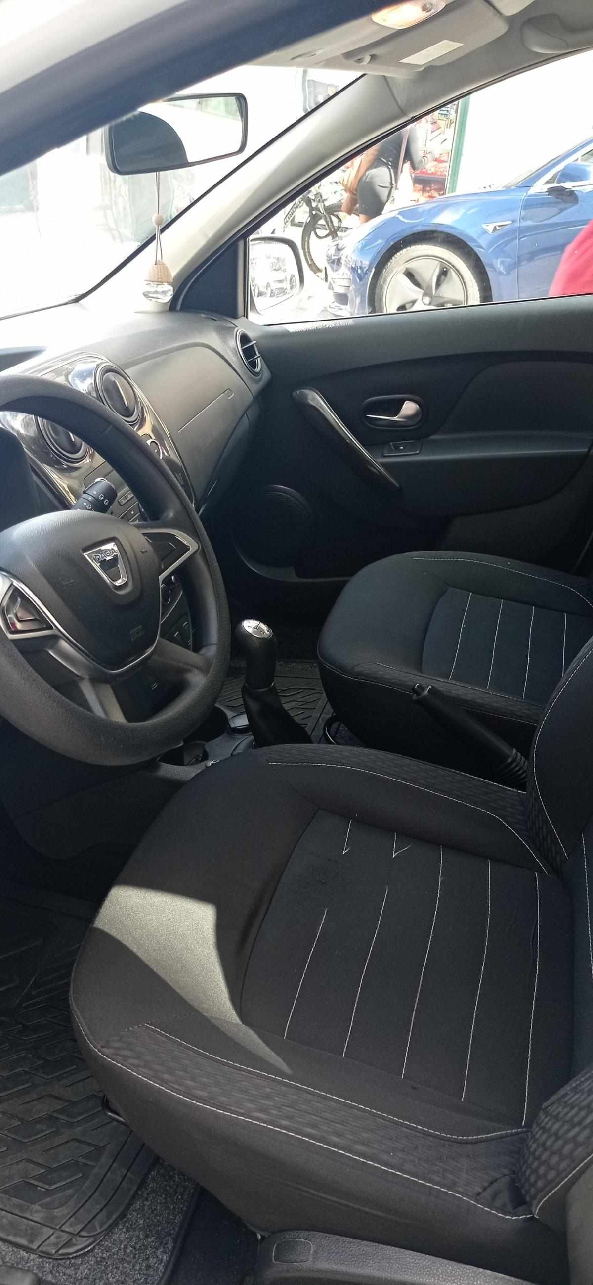 dacia-sandero-1-0-tce-2020-gasolina-999cc