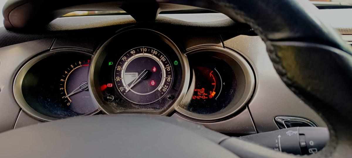 citroen-c3-1-2-vti-2014-gasolina-1199cc